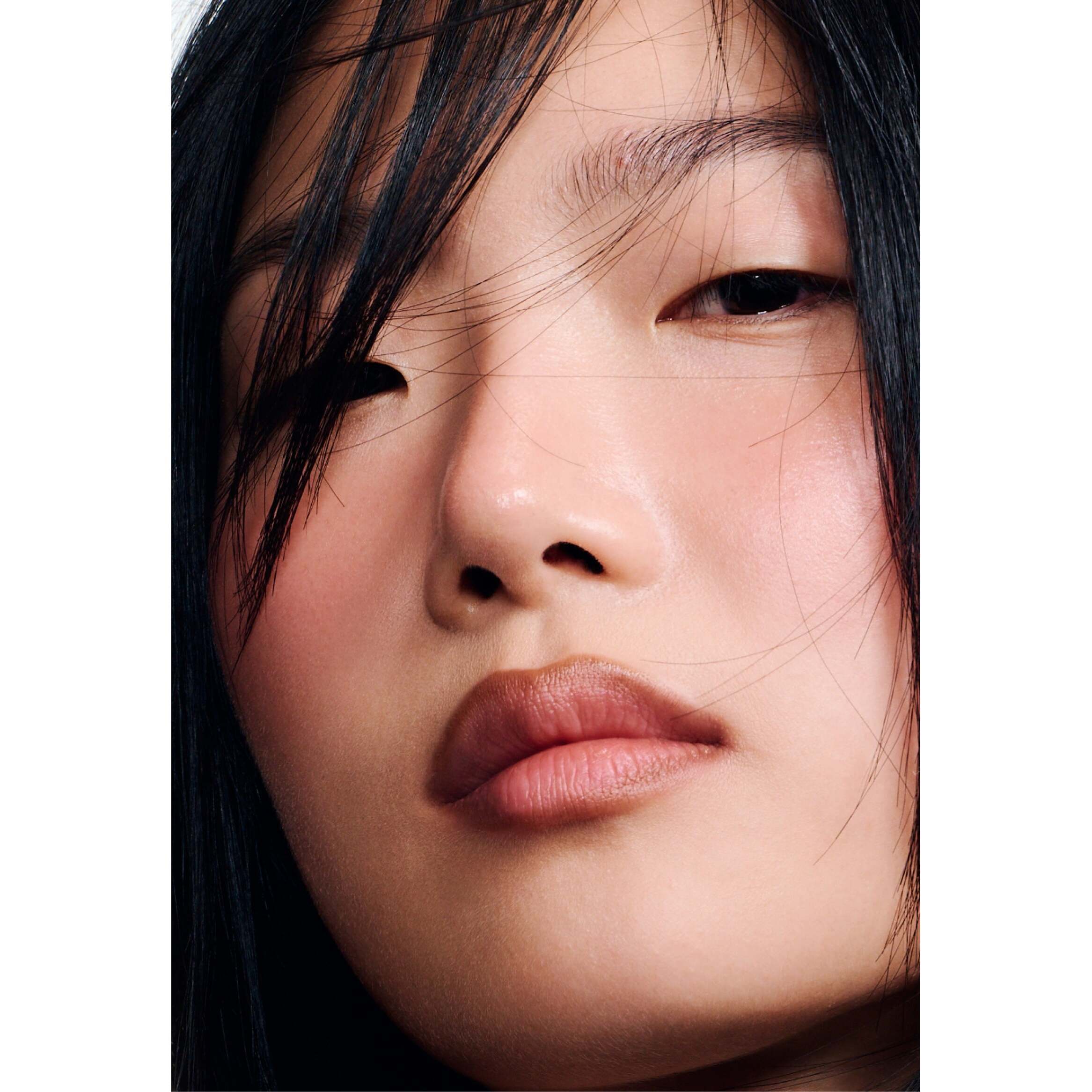 Alternative view of Peptide Lip Shape Balance