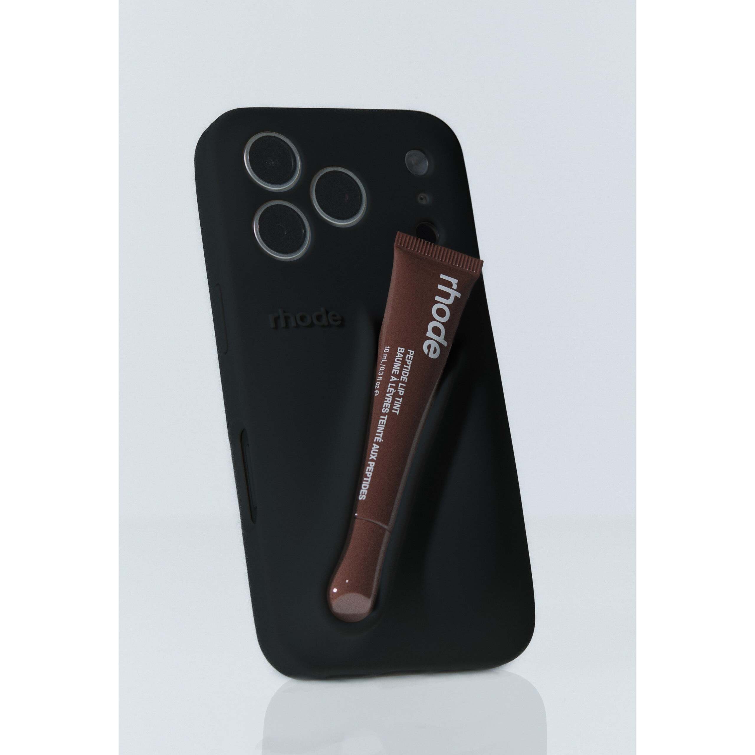 Alternative view of Lip Case