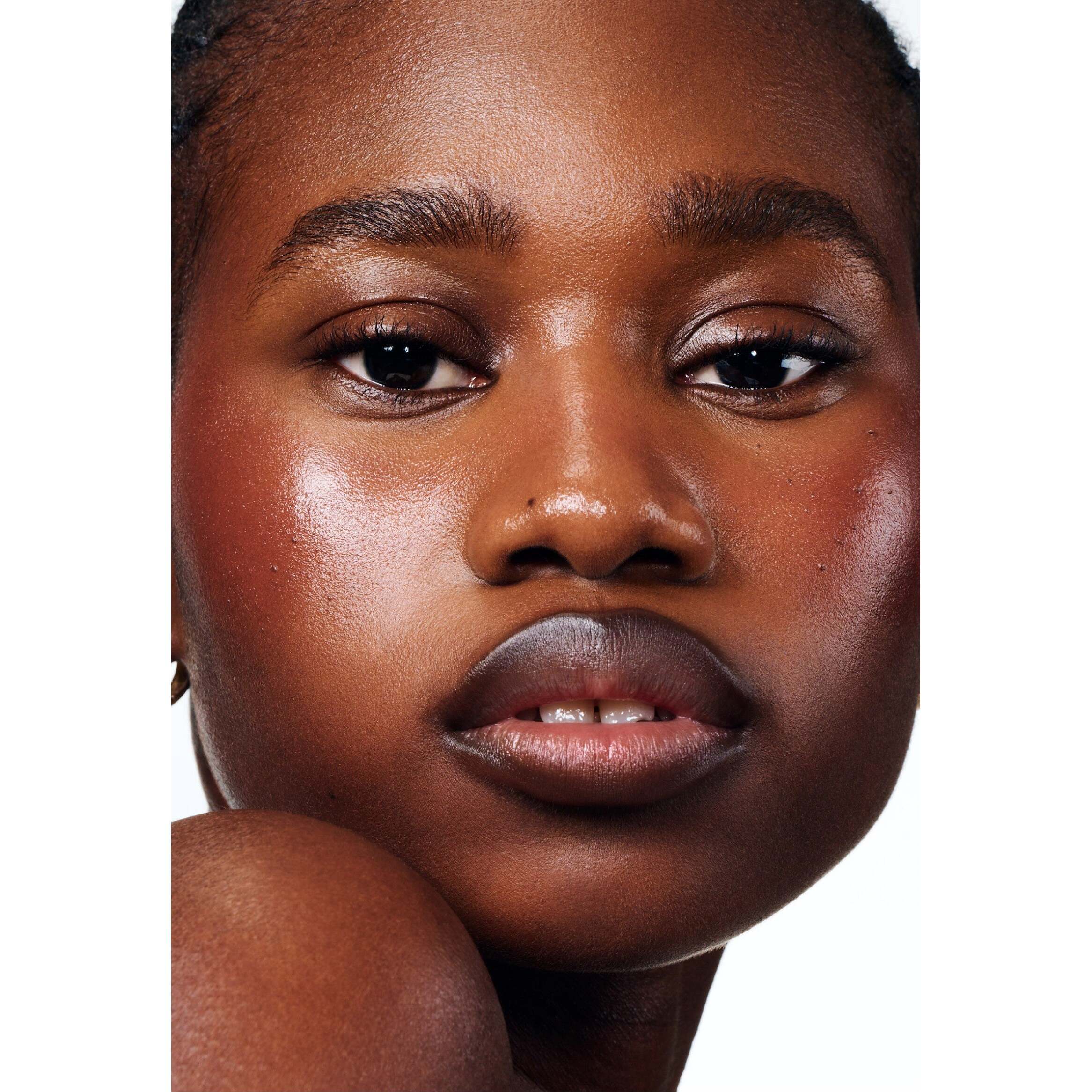 Alternative view of Peptide Lip Shape Move